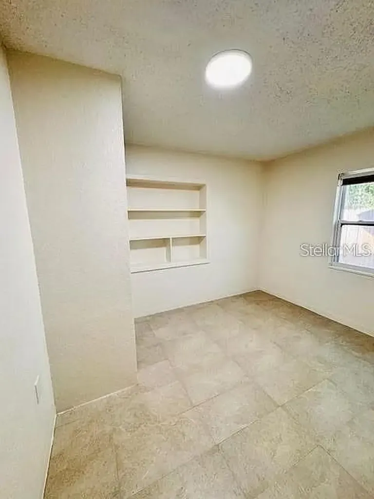 209 W Emily Street Tampa FL 33603