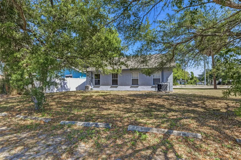2421 E 17th Avenue Tampa FL 33605