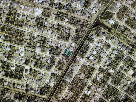 Lot 33 Mcginnis Terrace North Port FL 34286