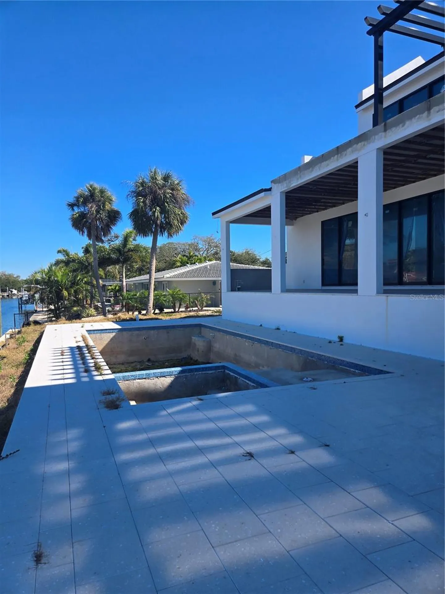 927 Contento Street Sarasota FL 34242