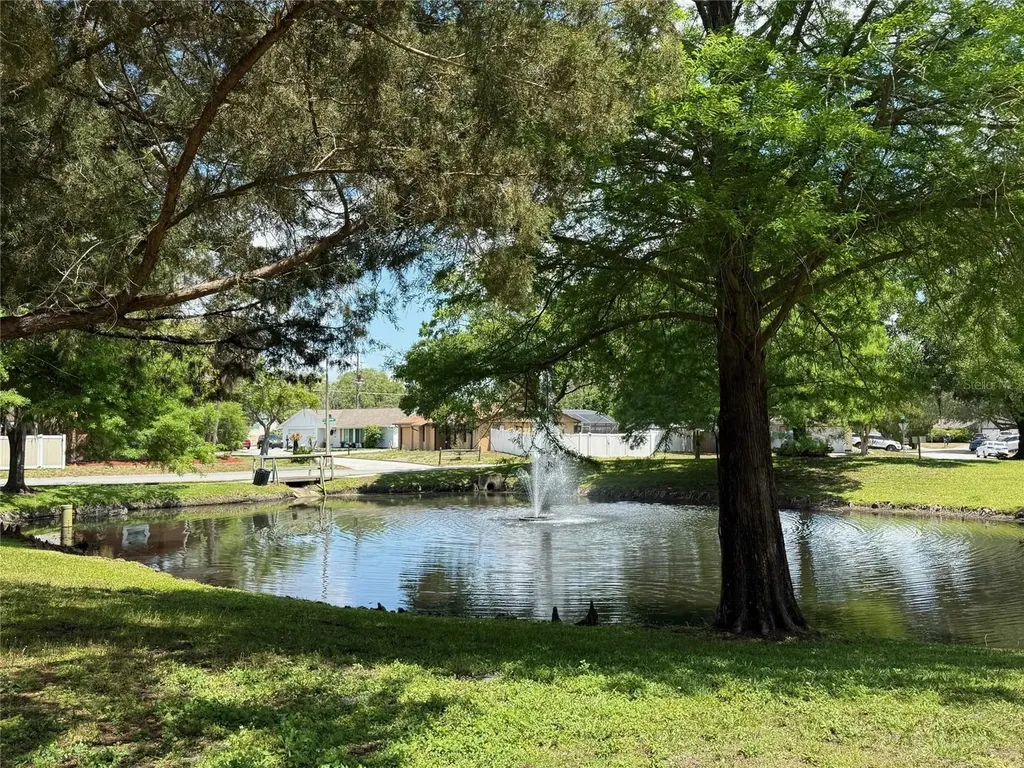706 Lakeside Drive Winter Springs FL 32708