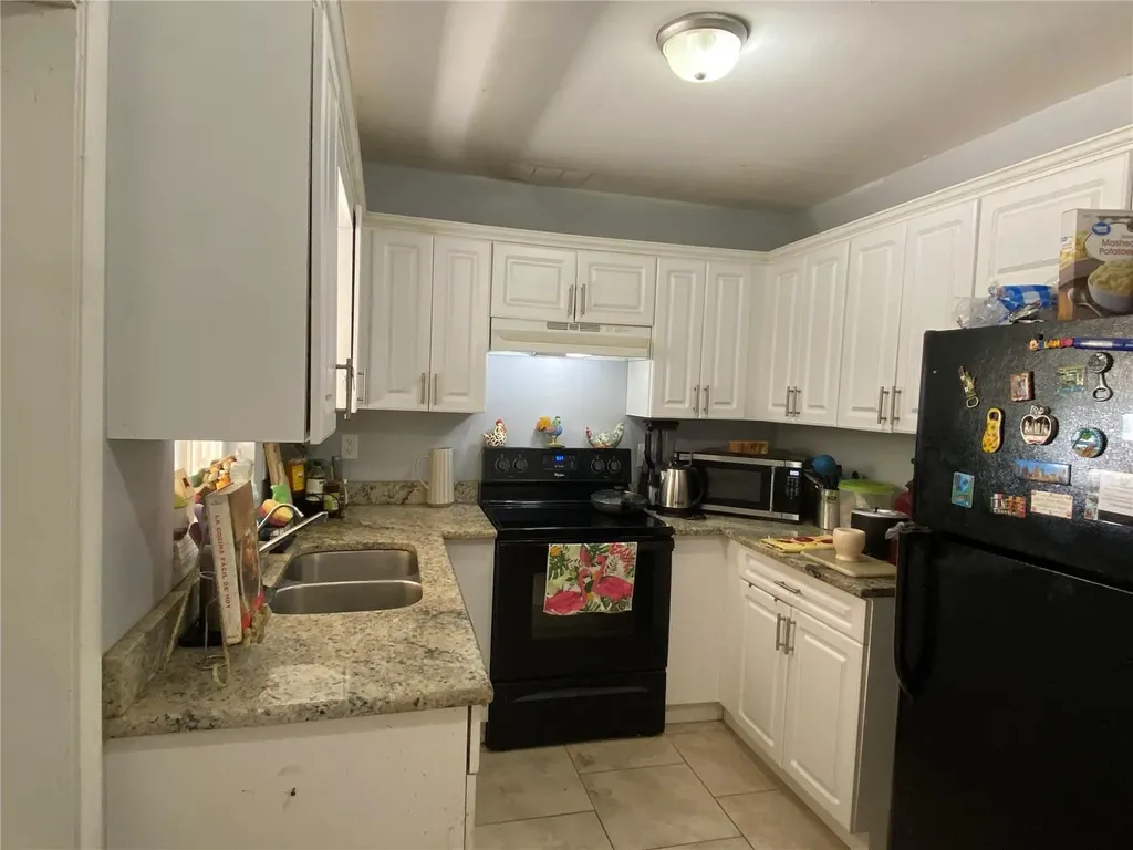 11106 N Dixon Avenue Tampa FL 33612