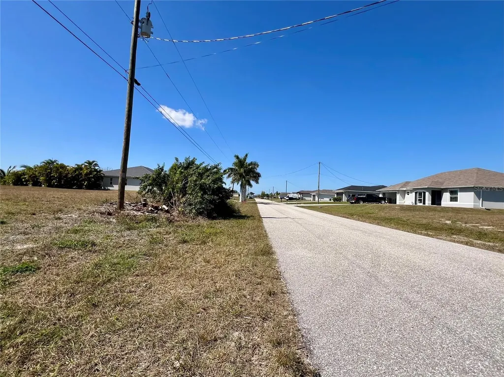 504 NW 20th Street Cape Coral FL 33993