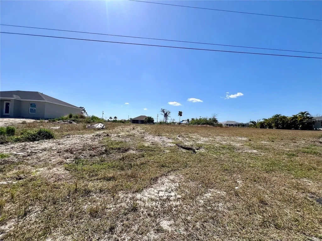 504 NW 20th Street Cape Coral FL 33993