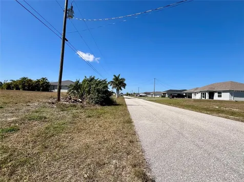 504 NW 20th Street Cape Coral FL 33993