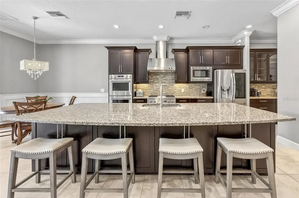 5835 Palmer Ranch Parkway Sarasota FL 34238