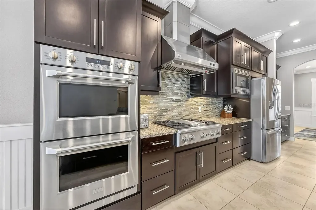 5835 Palmer Ranch Parkway Sarasota FL 34238
