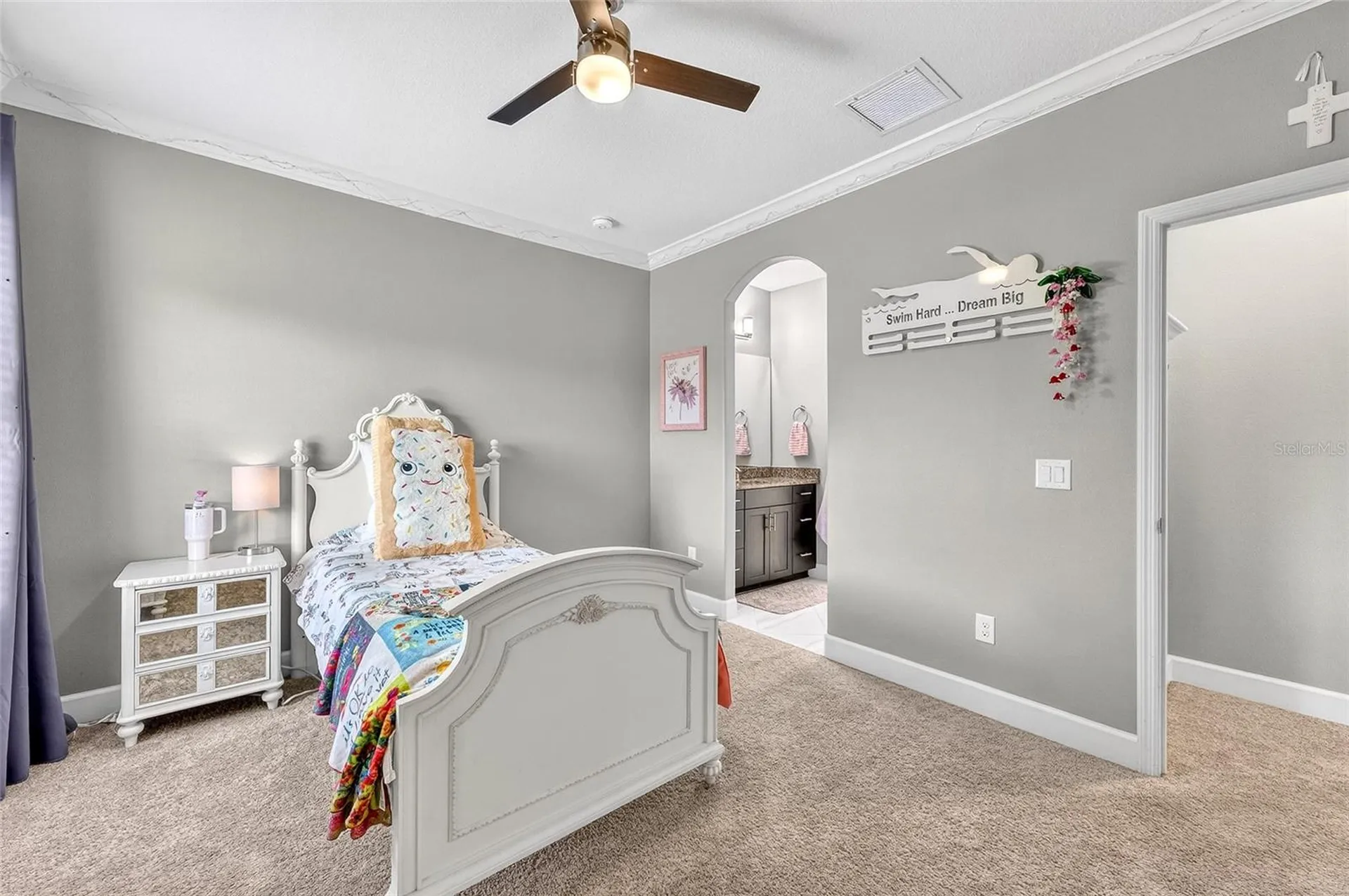 5835 Palmer Ranch Parkway Sarasota FL 34238