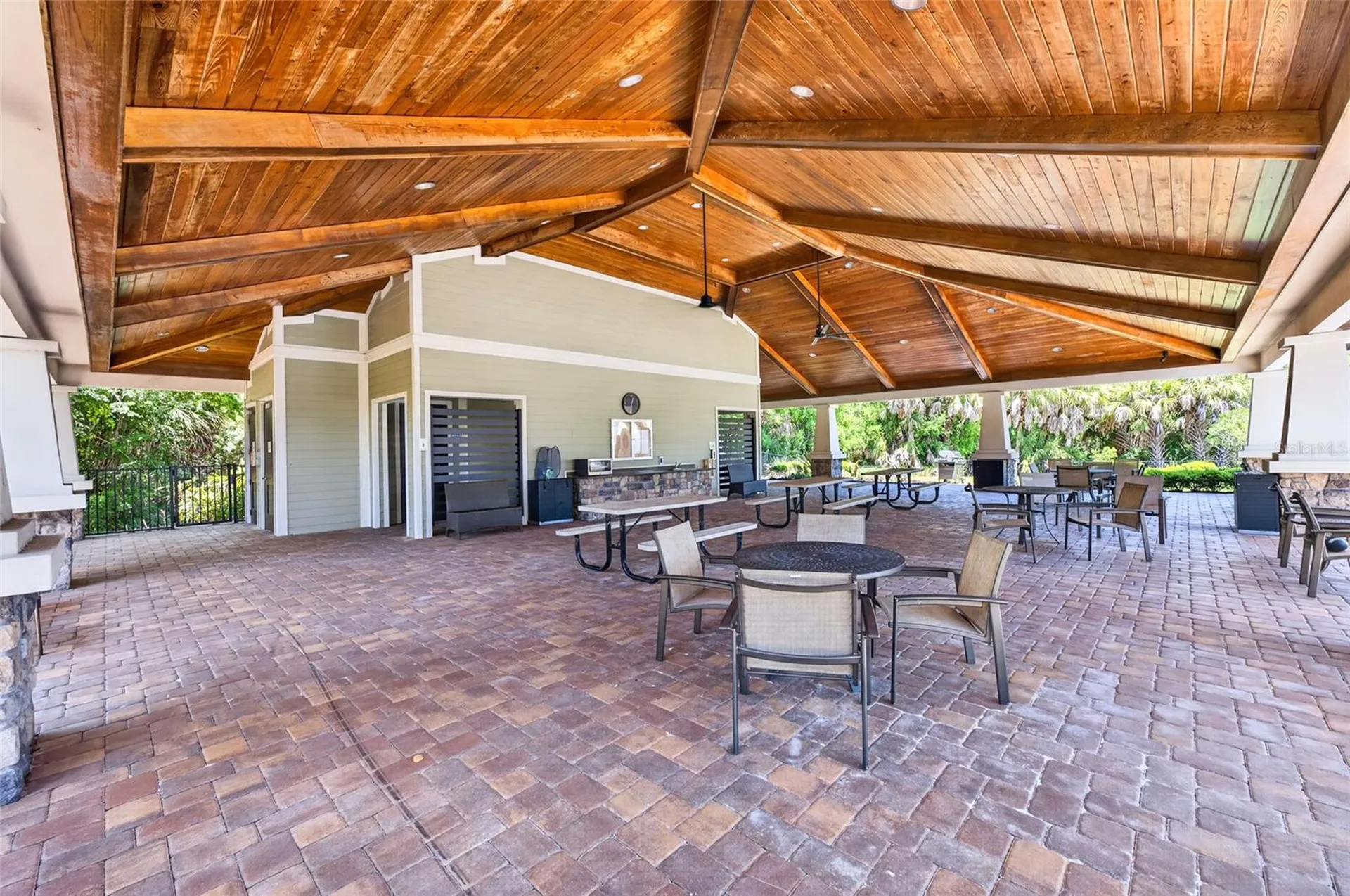 5835 Palmer Ranch Parkway Sarasota FL 34238
