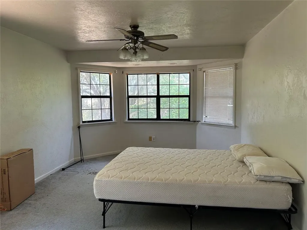 11051 SE 40th Street Morriston FL 32668
