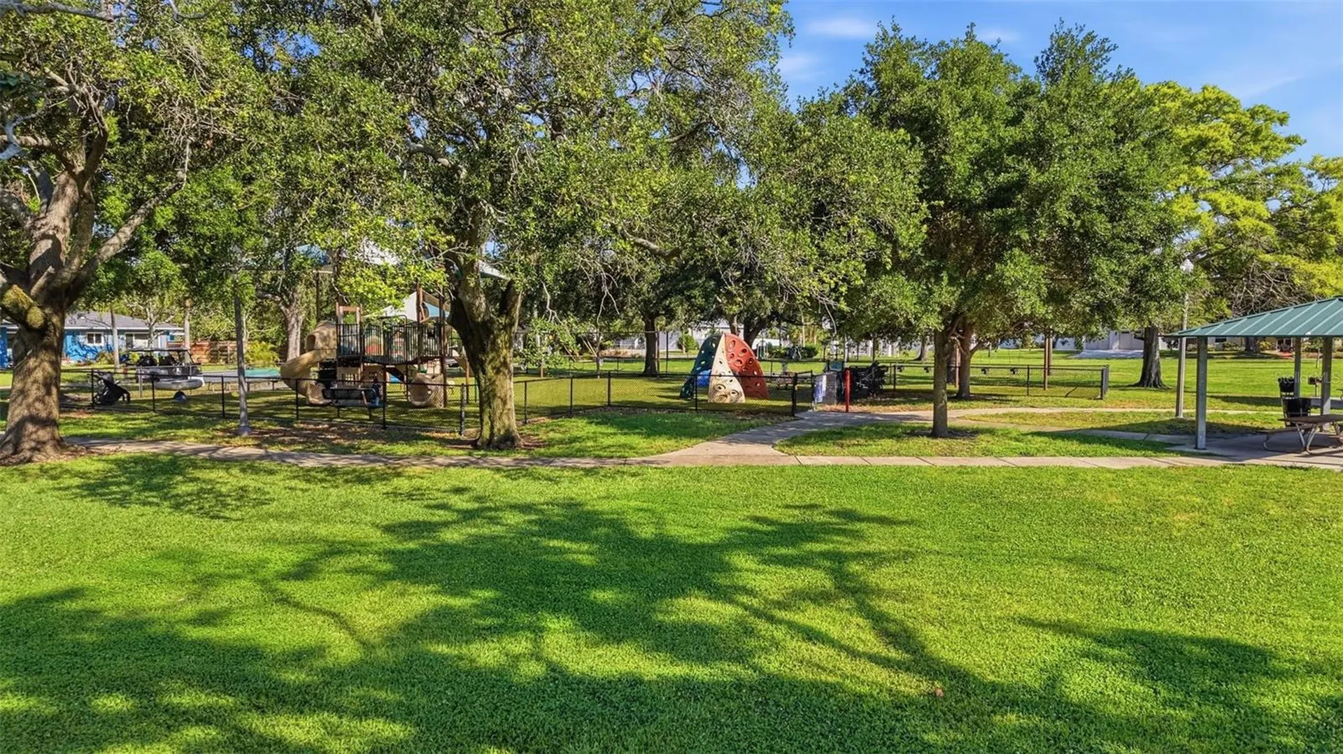 234 36th Avenue NE St Petersburg FL 33704