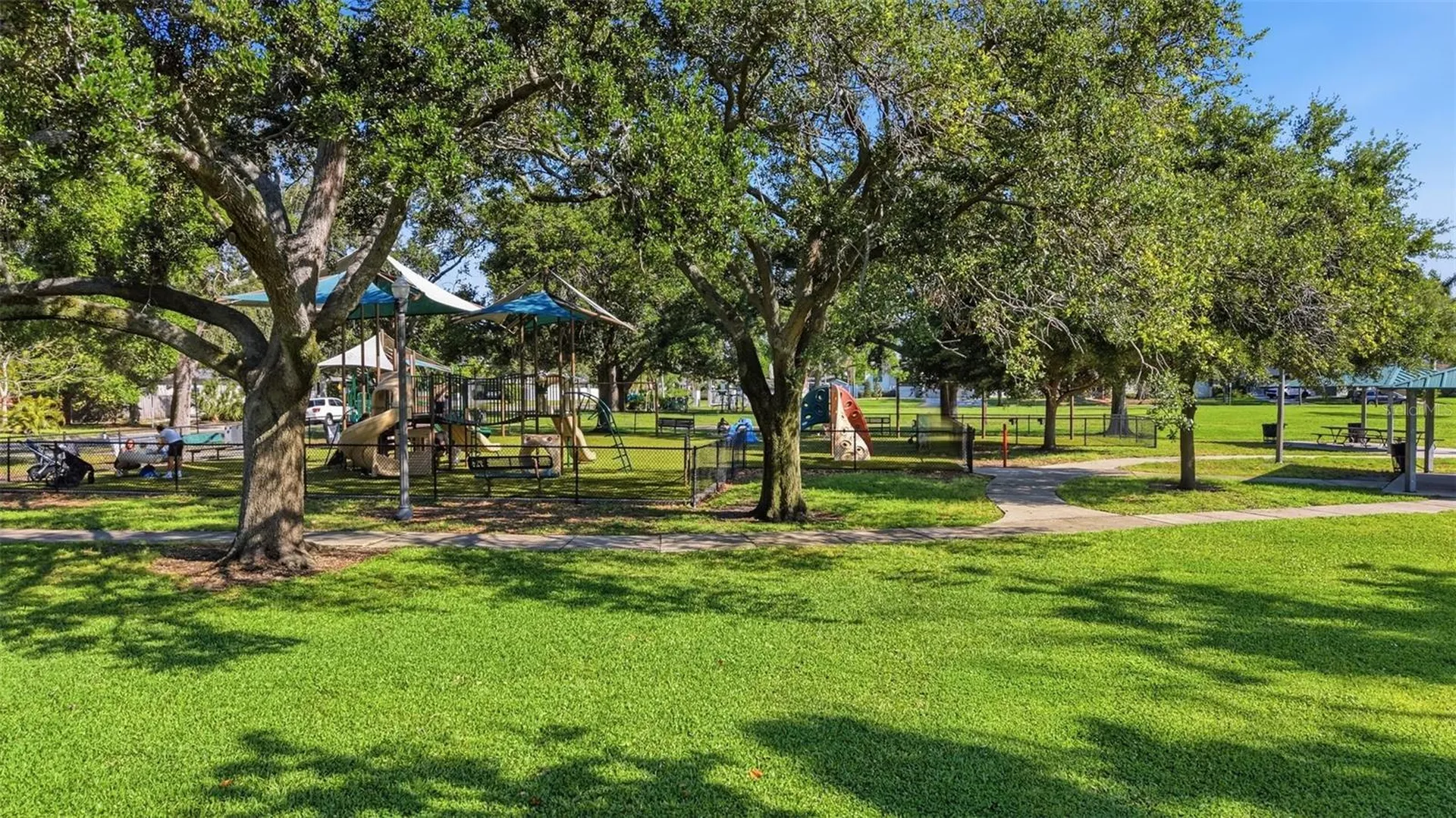 234 36th Avenue NE St Petersburg FL 33704
