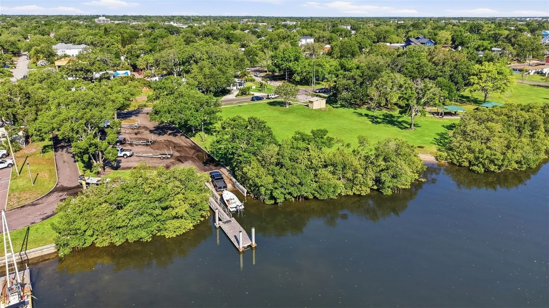 234 36th Avenue NE St Petersburg FL 33704