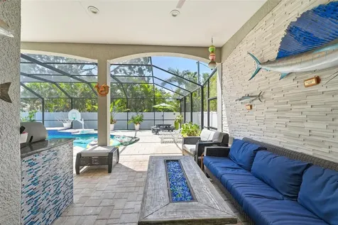 234 36th Avenue NE St Petersburg FL 33704