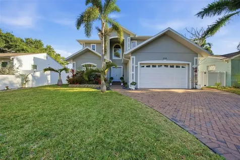 234 36th Avenue NE St Petersburg FL 33704