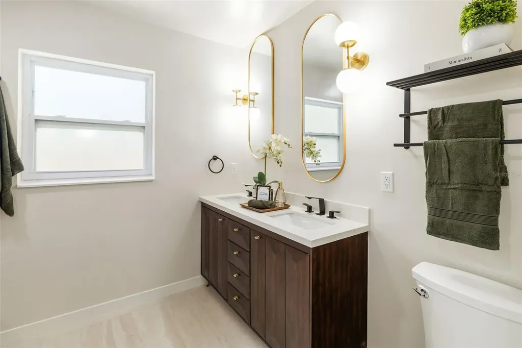 2436 Goldenrod Street Sarasota FL 34239