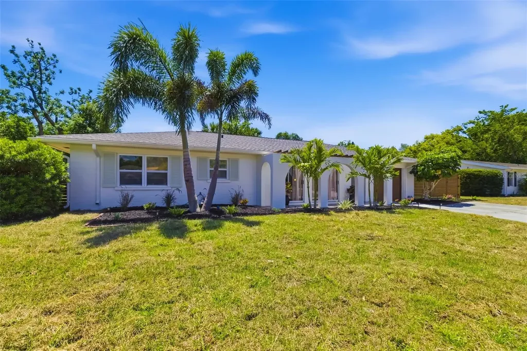 2436 Goldenrod Street Sarasota FL 34239