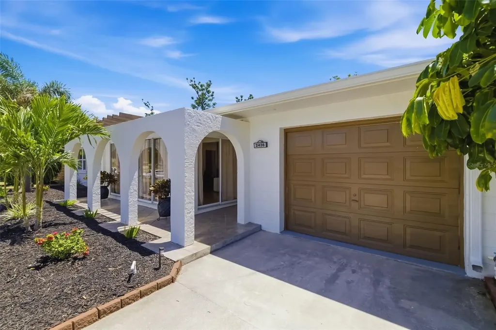 2436 Goldenrod Street Sarasota FL 34239