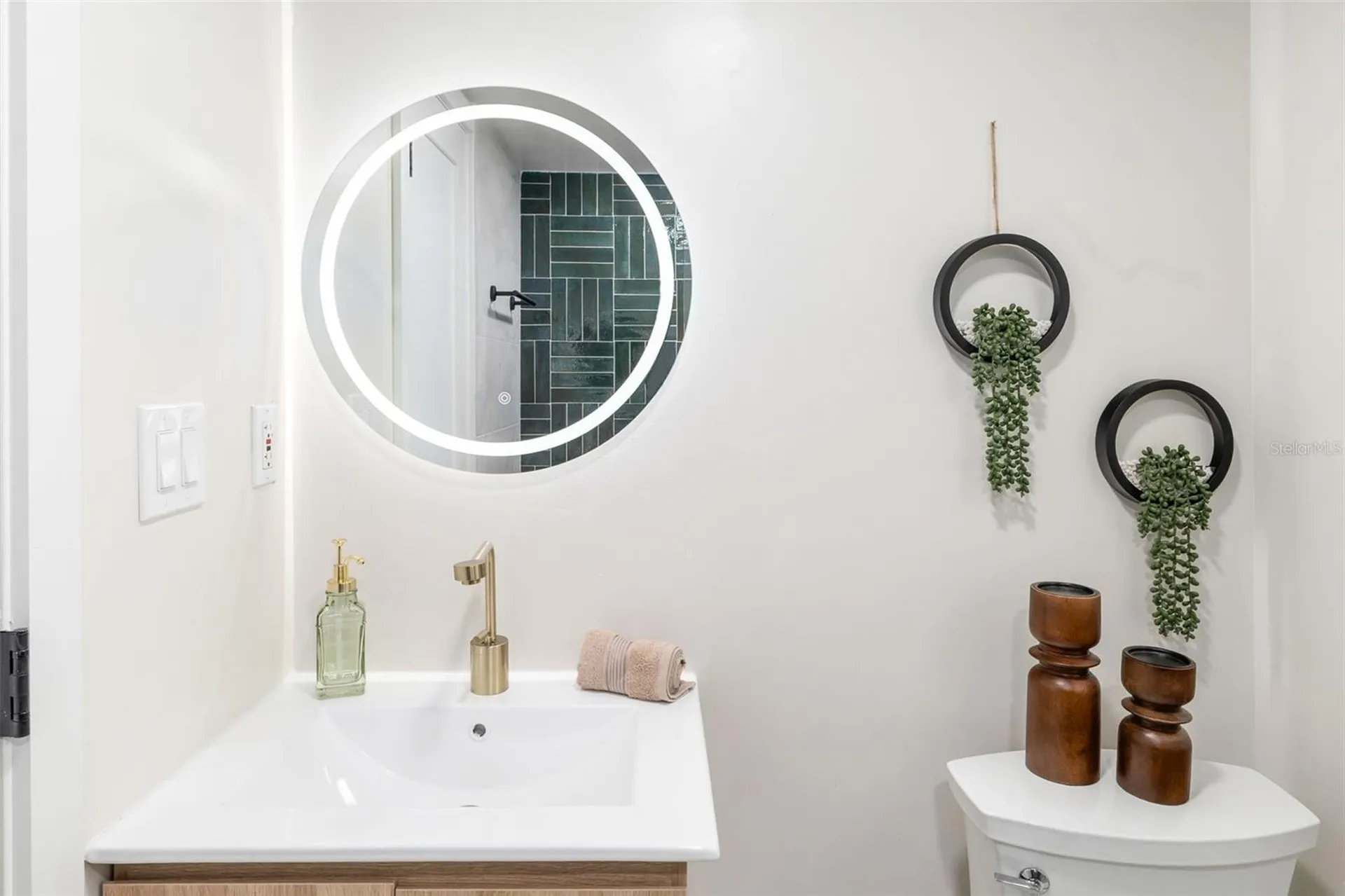 2436 Goldenrod Street Sarasota FL 34239