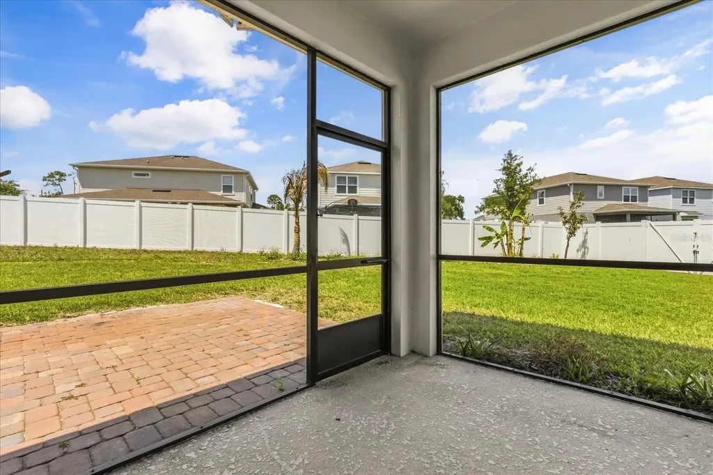 4385 Silver Creek Street Kissimmee FL 34744