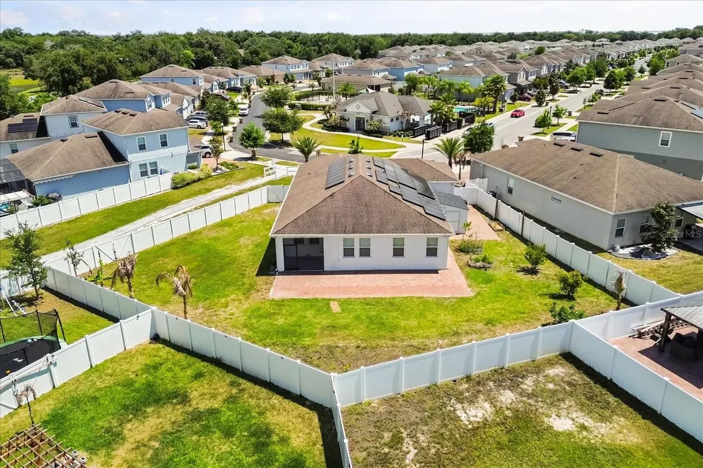 4385 Silver Creek Street Kissimmee FL 34744