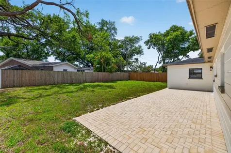 9714 53rd Avenue N St Petersburg FL 33708