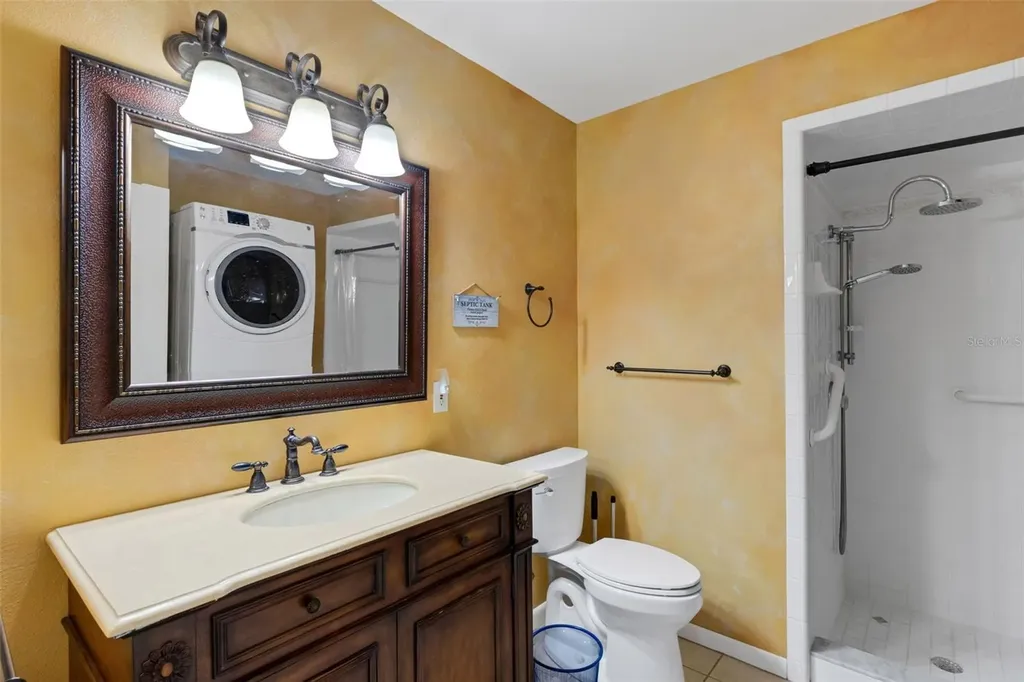 3656 Oak Grove Drive Sarasota FL 34243