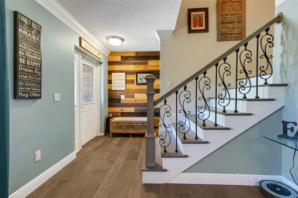 3656 Oak Grove Drive Sarasota FL 34243