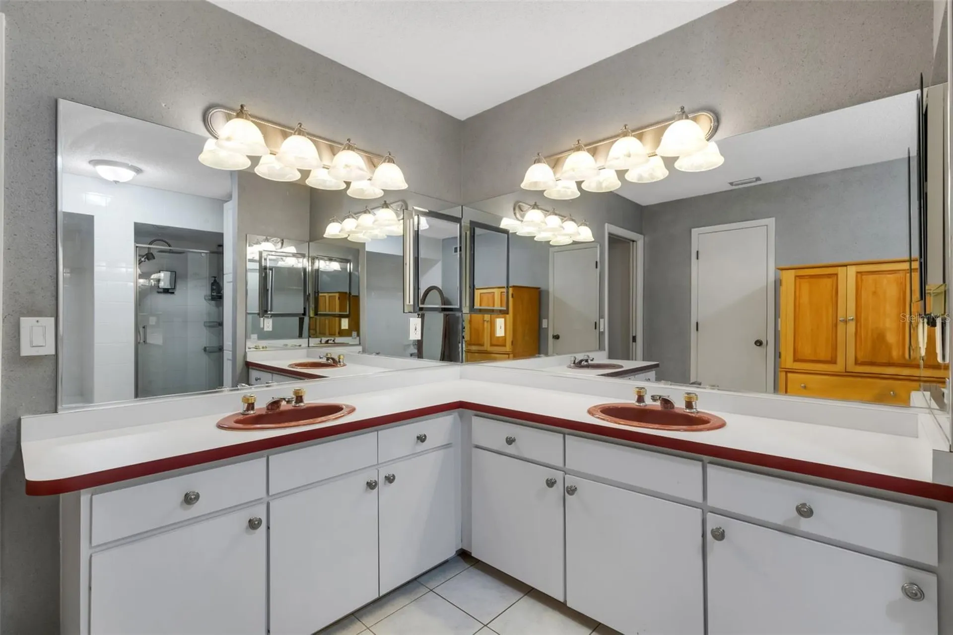 3656 Oak Grove Drive Sarasota FL 34243