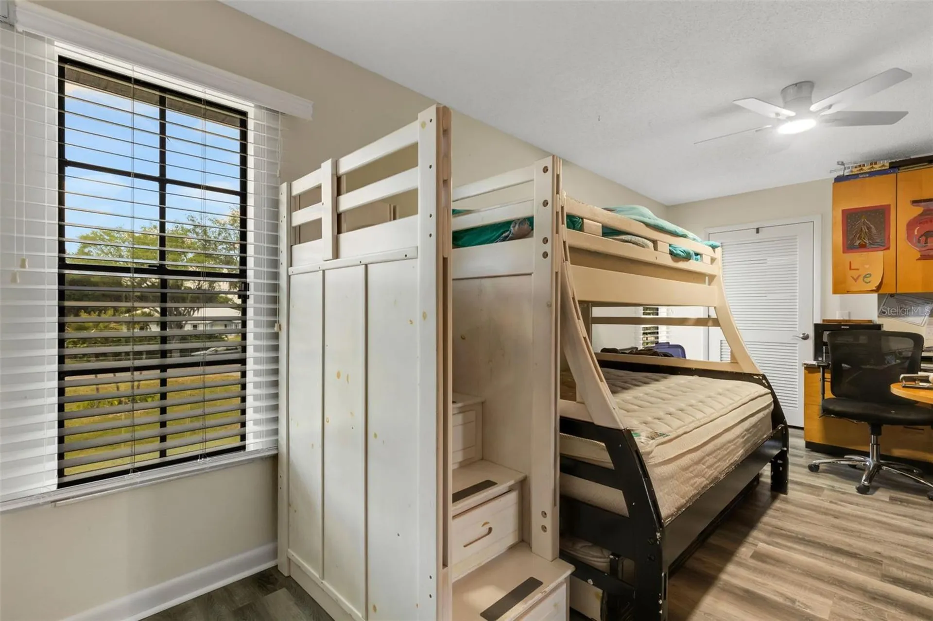 3656 Oak Grove Drive Sarasota FL 34243