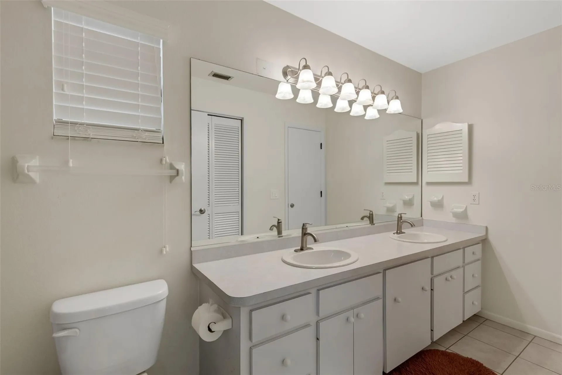 3656 Oak Grove Drive Sarasota FL 34243