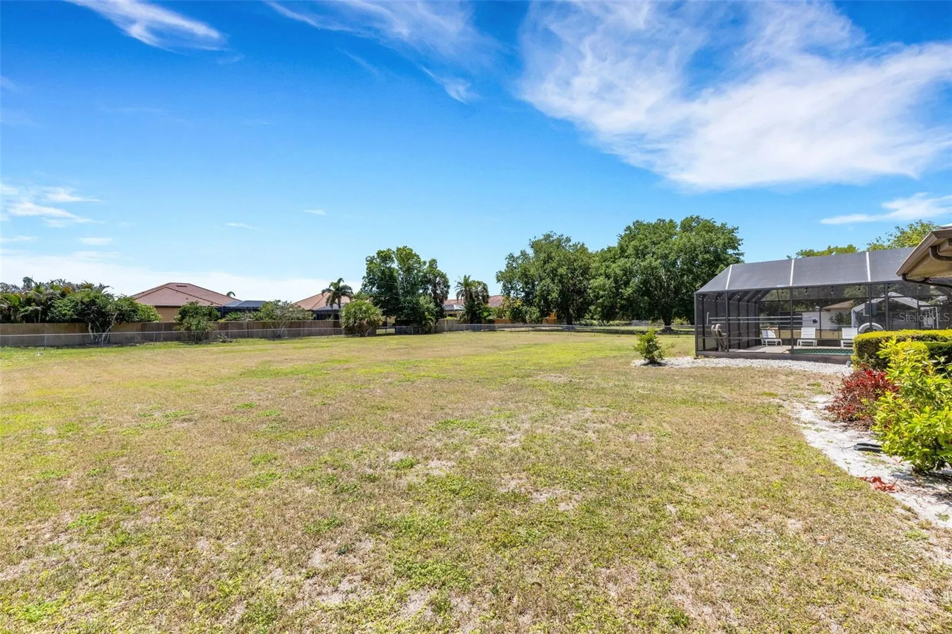 3656 Oak Grove Drive Sarasota FL 34243