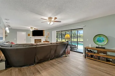 3656 Oak Grove Drive Sarasota FL 34243