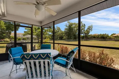 3656 Oak Grove Drive Sarasota FL 34243
