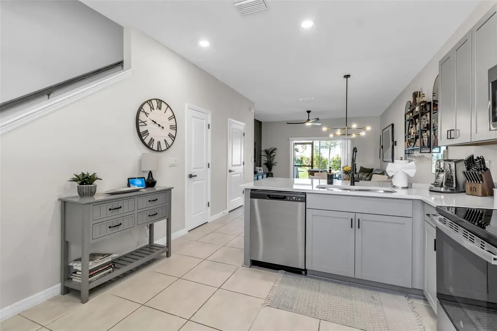 8897 Daybreak Street Sarasota FL 34241