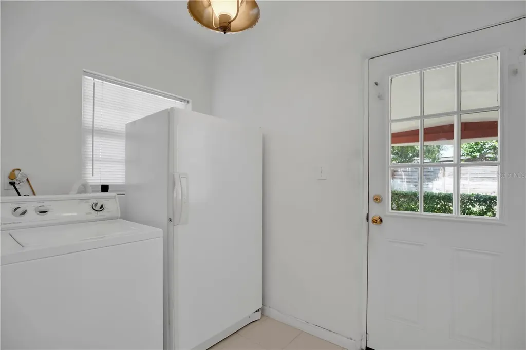 4511 Leslyn Court Orlando FL 32806