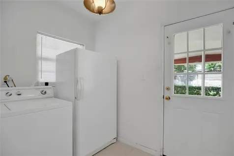 4511 Leslyn Court Orlando FL 32806