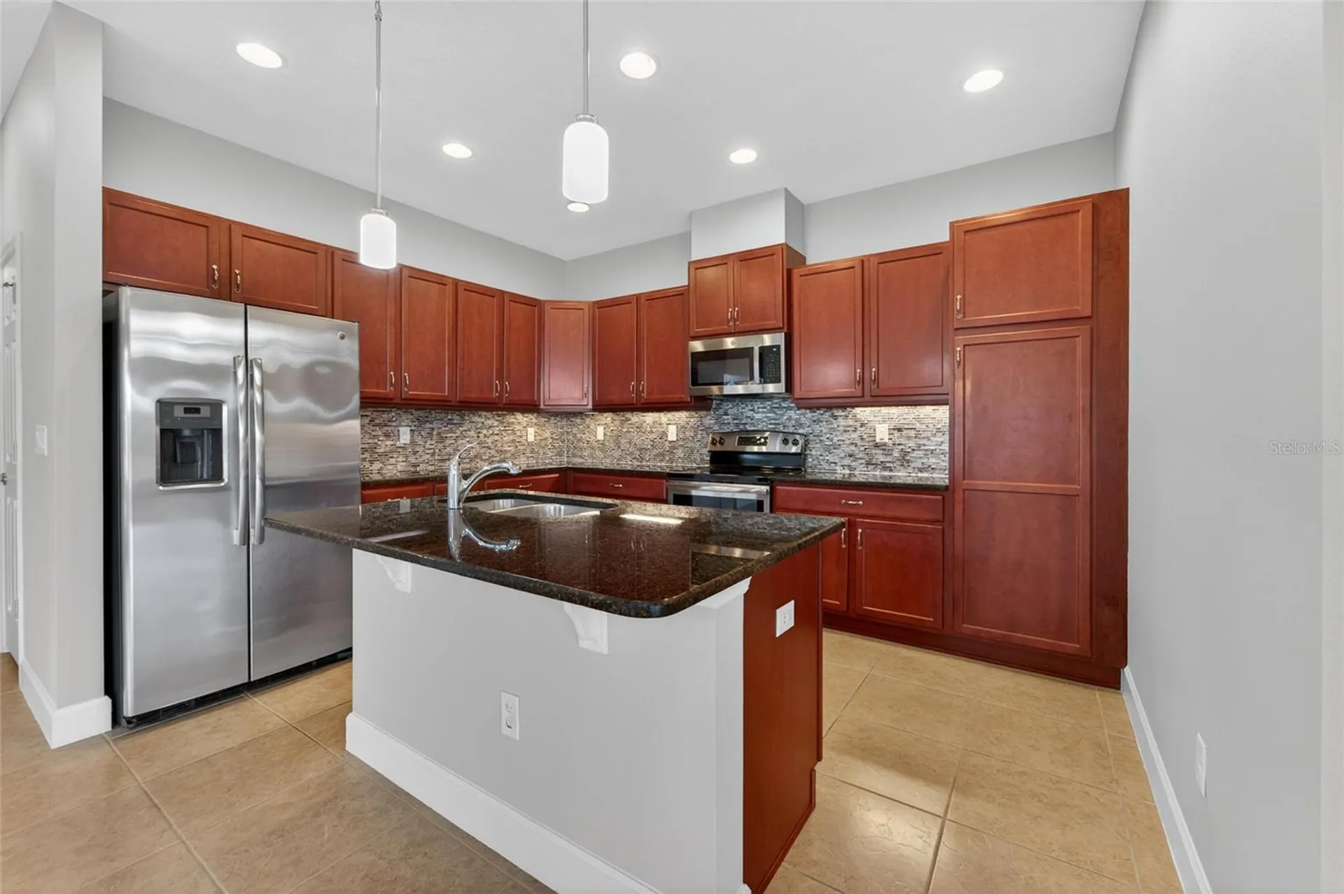 642 Chipper Drive Sun City Center FL 33573