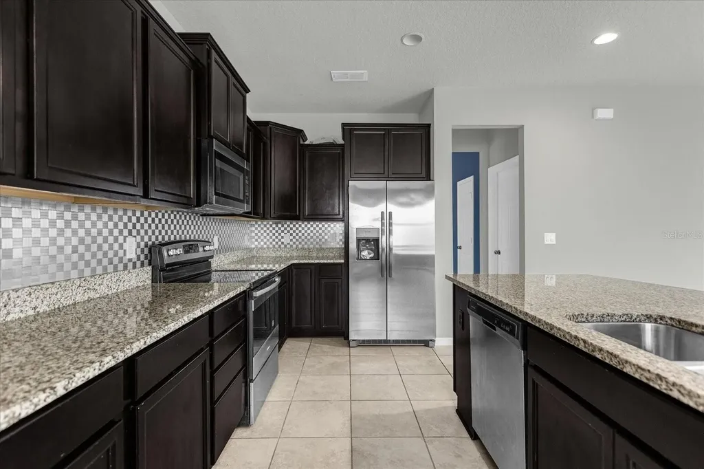 3504 Southern Cross Loop Kissimmee FL 34744