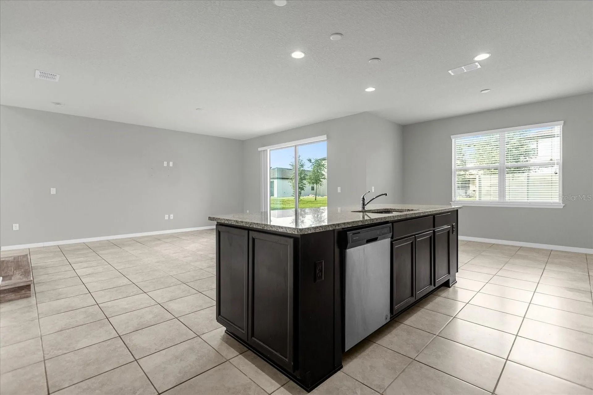 3504 Southern Cross Loop Kissimmee FL 34744