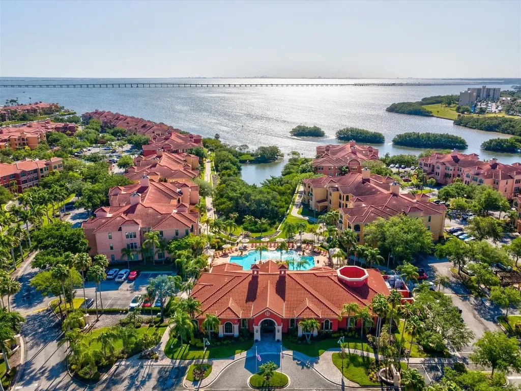 2731 Via Capri Clearwater FL 33764