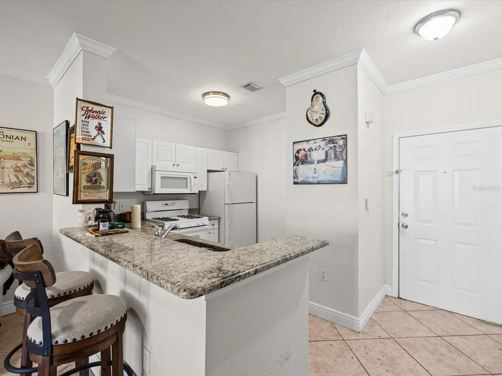 2731 Via Capri Clearwater FL 33764