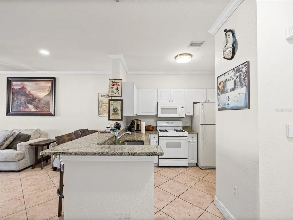 2731 Via Capri Clearwater FL 33764