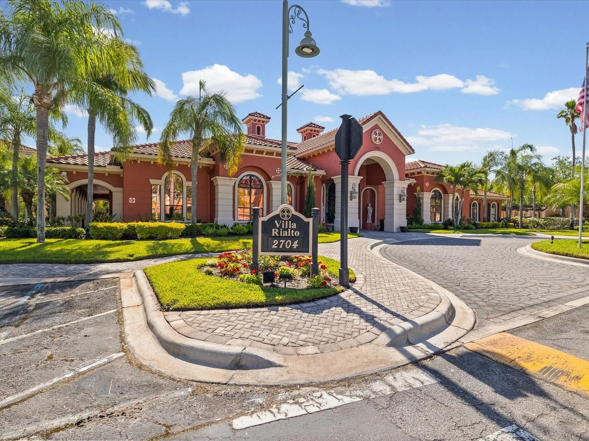2731 Via Capri Clearwater FL 33764
