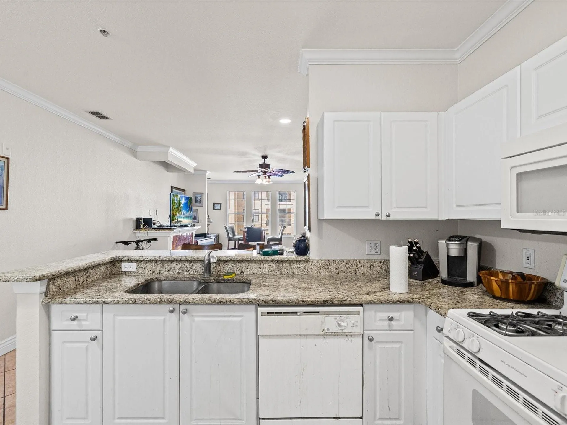 2731 Via Capri Clearwater FL 33764