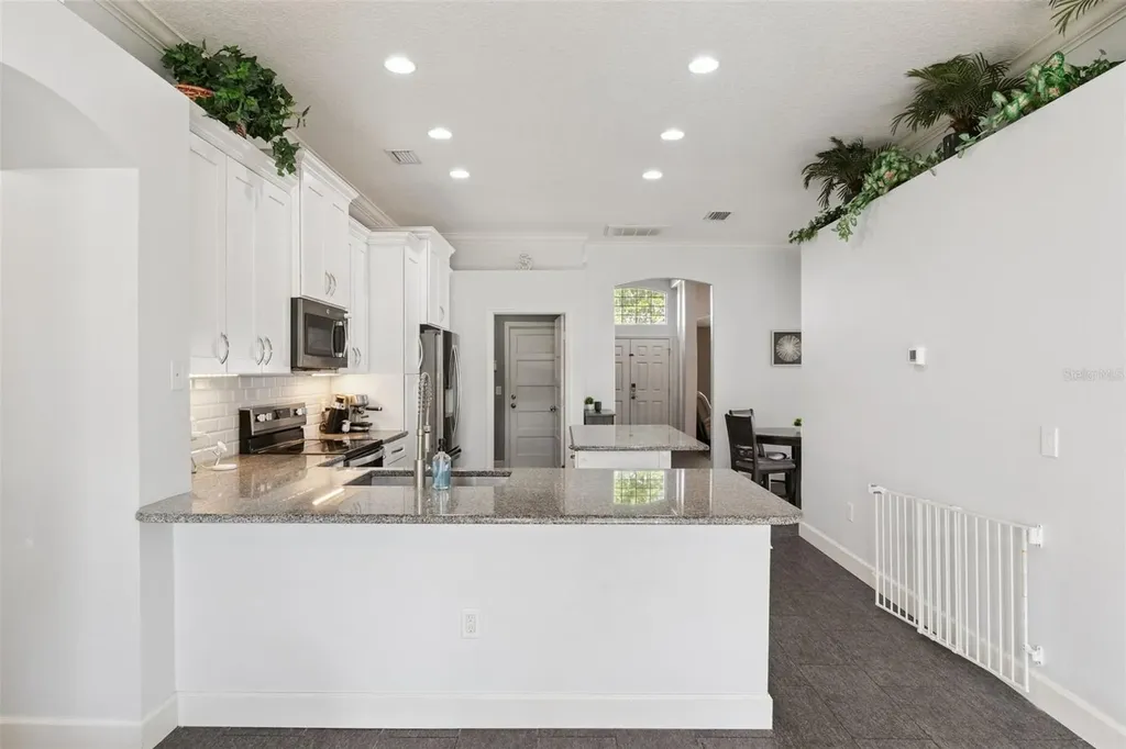 309 Freshwater Court Orlando FL 32825