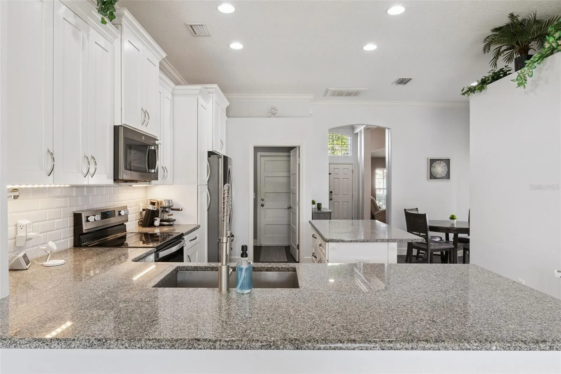 309 Freshwater Court Orlando FL 32825