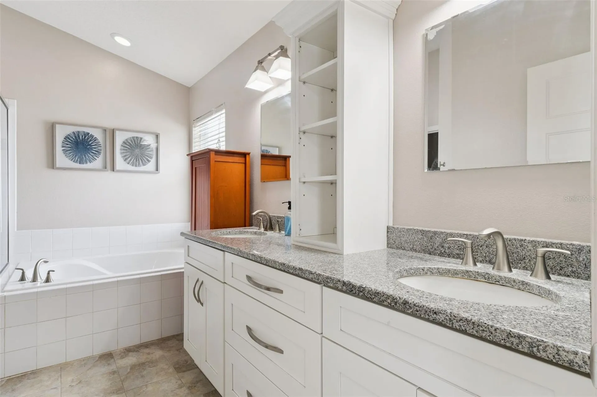 309 Freshwater Court Orlando FL 32825