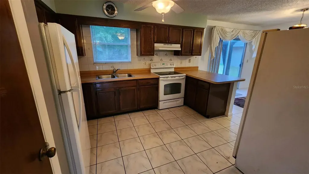 62 Silver Lane Ocala FL 34472