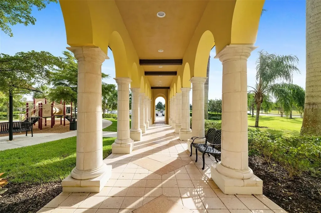 20120 Ragazza Circle Venice FL 34293